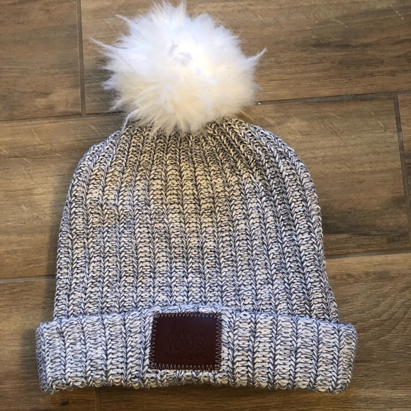 Love Your Melon Accessories - Love Your Melon Cuffed Pom Beanie